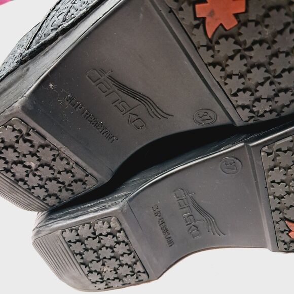 Dansko XP Clogs Professional Nurse Black Embossed Leather EU 37 / Women’s Size 6 - Picture 7 of 9